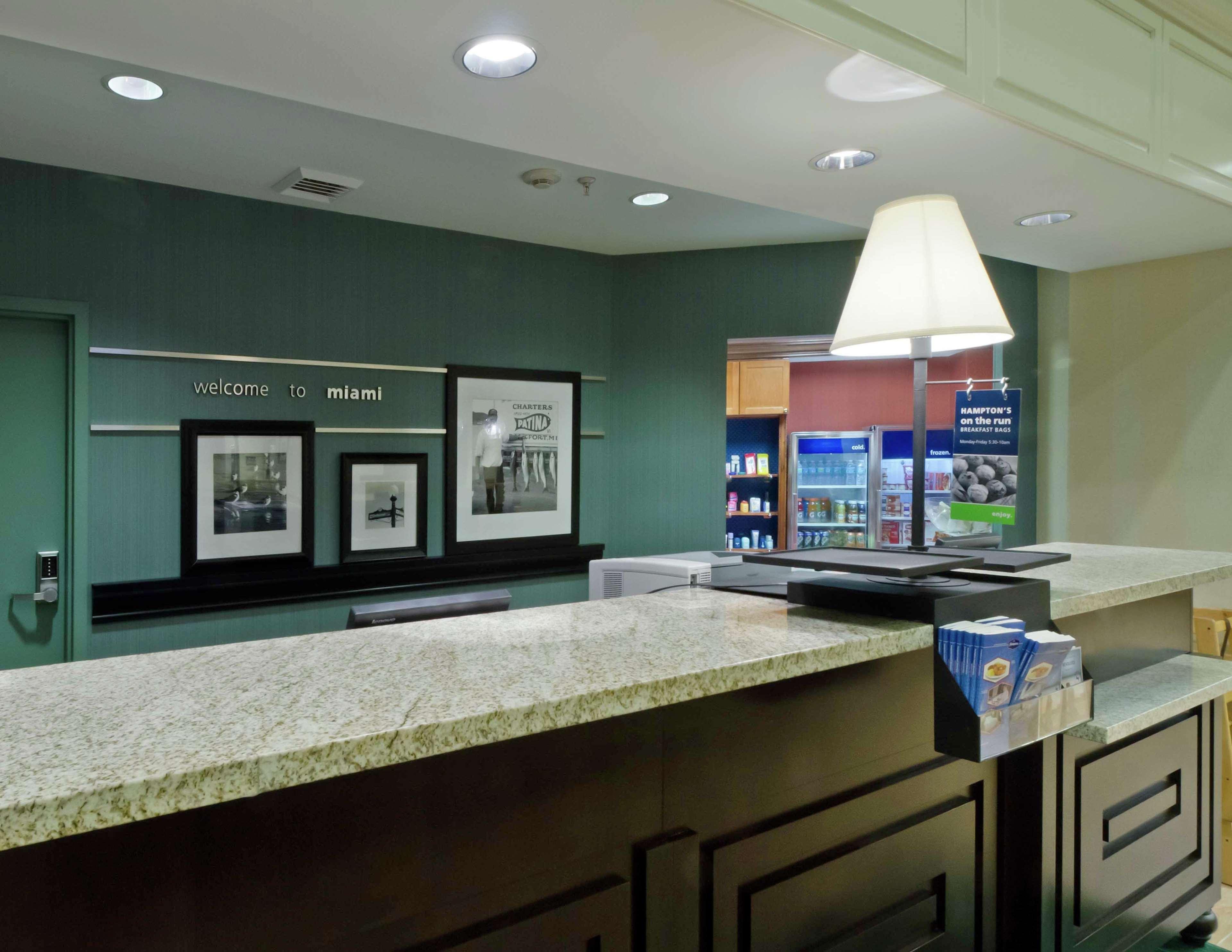 Hampton Inn & Suites Miami-Doral Dolphin Mall Dış mekan fotoğraf