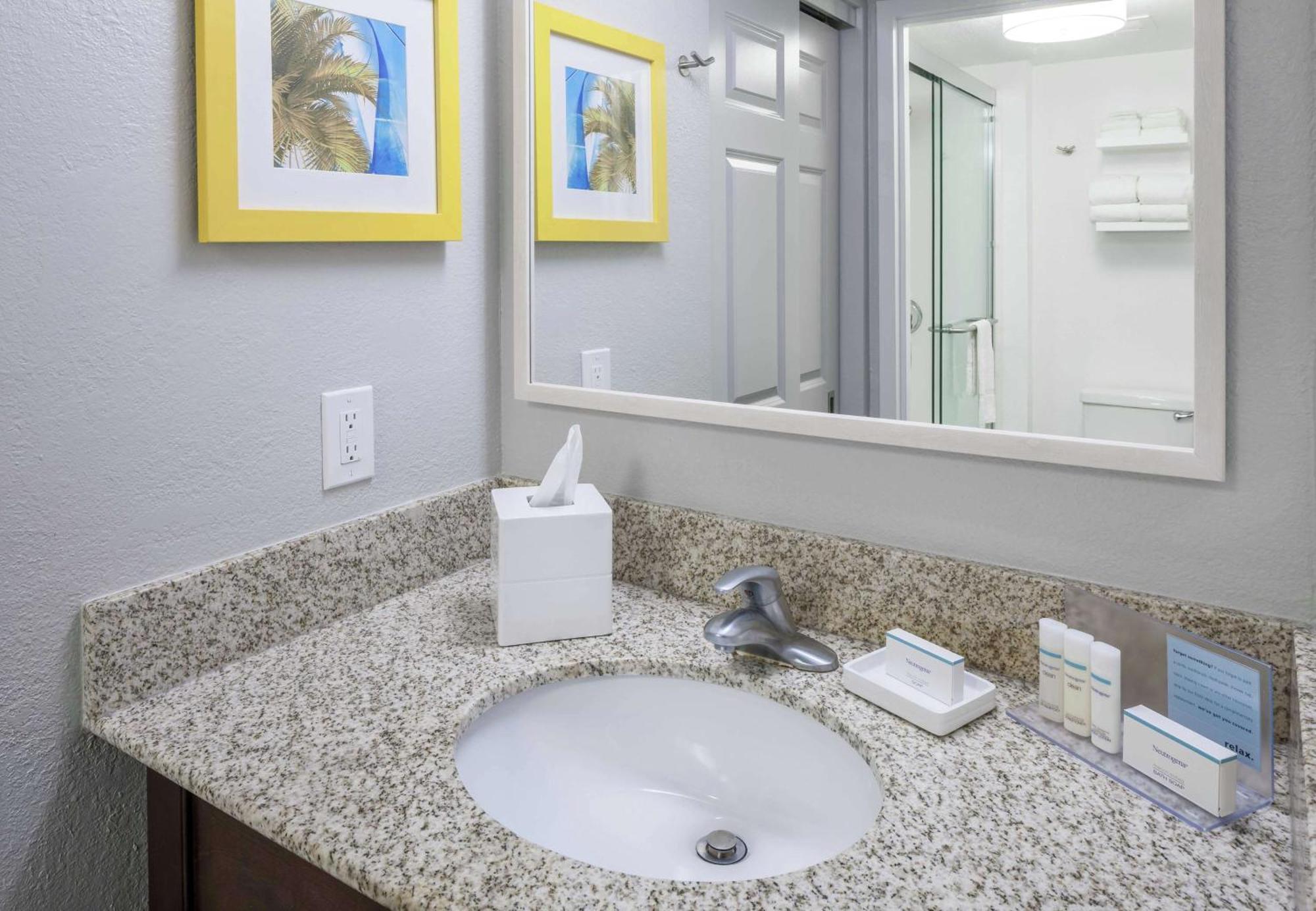 Hampton Inn & Suites Miami-Doral Dolphin Mall Dış mekan fotoğraf